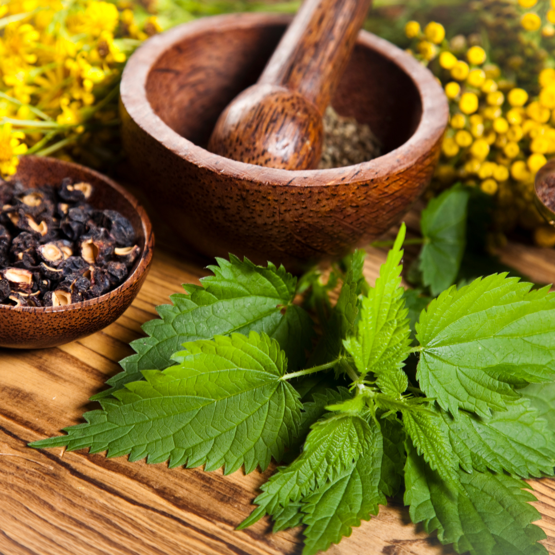 How to stop hair fall naturally at home